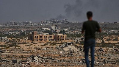 'Extraordinary news': World breathes sigh of relief at Israel-Hamas peace deal