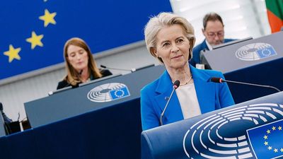 Von der Leyen's Commission survives far-right and far-left no-confidence motions