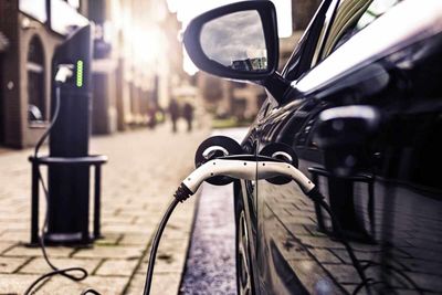 Nio Just Got a New Street-High Price Target. Should You Buy NIO Stock Here?
