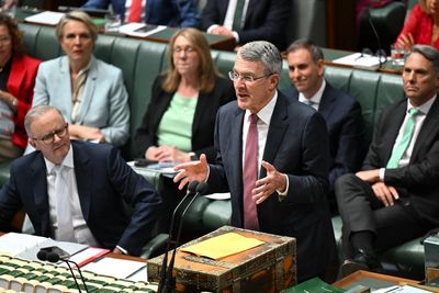 Victorian Labor’s socialist left stakes claim to Mark Dreyfus’s federal seat of Isaacs in factional tussle