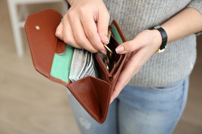 9 Things In Your Wallet You Need To Remove Today