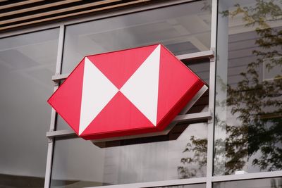 FTSE 100 falls from record highs as Lloyds and HSBC struggle