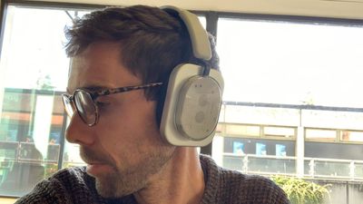 Nothing Headphone (1) review: Balanced sound, bold looks, and seriously satisfying buttons