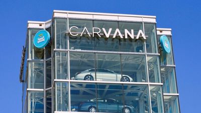 Options Corner: Carvana Stock Just Signaled To Enter The Passing Lane
