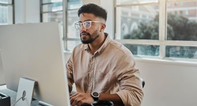 I Asked a Career Coach What Jobs Will Still Pay Well in a Recession: Here’s What He Said