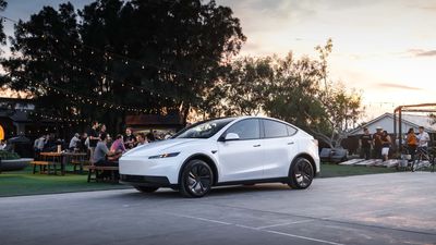 Standard Model Y and Model 3: All The Features Tesla Cut