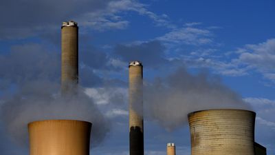 'Climate vandalism': state under fire over energy plan