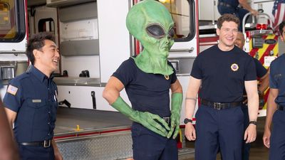 I Love How 9-1-1 Used Star Trek IV: The Voyage Home To Solve Its Whale Problem To Start Season 9, And Next Episode Looks Even Wilder