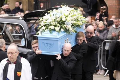 Ricky Hatton funeral latest: Legend’s son pays tearful tribute as Tyson Fury and Wayne Rooney join mourners