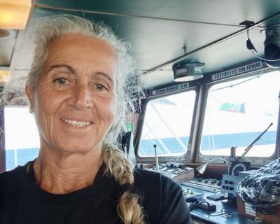 Australian on pro-Palestinian aid flotilla told she will be ‘indefinitely detained’ by Israel unless she signs waiver