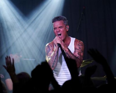 Robbie Williams review – tiny Camden gig offers blinding star wattage – and a surprising new song about Morrissey