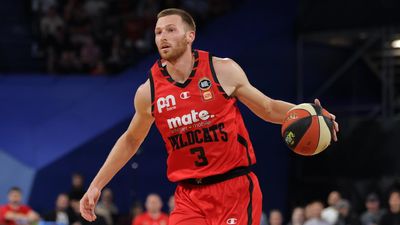 Wildcats dig deep to win NBL thriller in Cairns