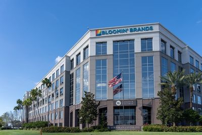 Wall Street's Most Accurate Analysts Spotlight On 3 Utilities Stocks Delivering High-Dividend Yields