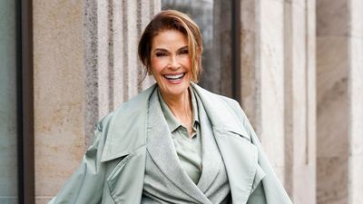 I didn’t expect Teri Hatcher’s farmhouse kitchen to feature this bold forest green – but seeing it in person convinced me it’s the perfect design choice