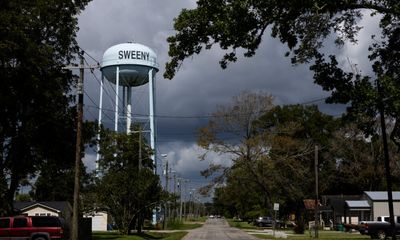 It’s Brown And Burns Your Eyes. In Small-Town Texas, Clean Water Is Elusive.