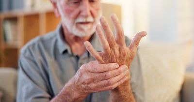 7 Non-Drug Ways to Ease Arthritis Pain at Home and Save Money