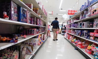 US retail workers and shoppers: tell us about the impact of Trump’s tariffs