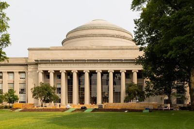 MIT rejects White House proposal to overhaul policies for preferential funding
