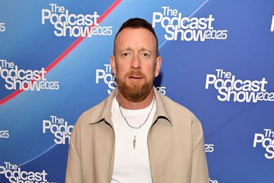 Bradley Wiggins says 'Sky chucked me under a bus' over doping accusations