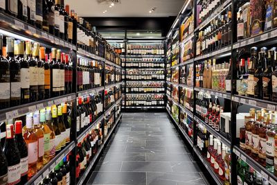 Why Are Grocery Store Aisles So Narrow?