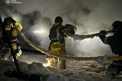 Kyiv recovers from massive power outage sparked by Russian attacks