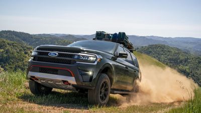 I’m a Car Expert: 5 SUVs That Will Plummet in Value in Year 2