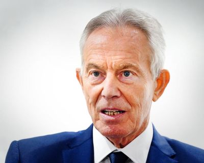 Tony Blair met Jeffrey Epstein in No 10 on advice of Peter Mandelson, documents reveal