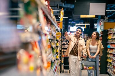 10 Shopping Mistakes That Quietly Sabotage Bank Accounts