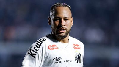 Neymar Linked With Stunning Lionel Messi Reunion at Inter Miami