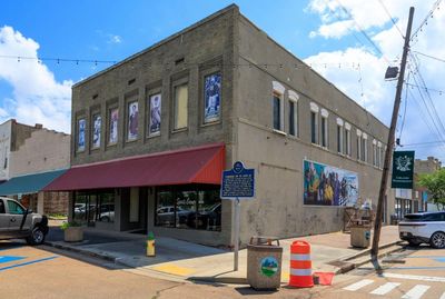 Six people dead with multiple injured in three shootings at Mississippi homecoming weekends