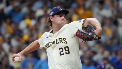 Brewers to Use All-Star Closer in Surprise Role for Game 5 vs. Cubs