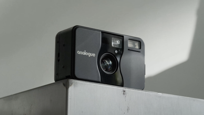 This new point-and-shoot film compact with autofocus reminds me of my classic Olympus Mju – and I’m totally in for the pre-orders