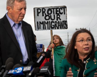 National guard troops in Illinois can remain but cannot be deployed yet, judge rules