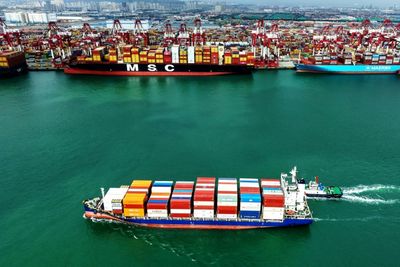 China Accuses US Of 'Double Standards' Over New Tariffs Threat