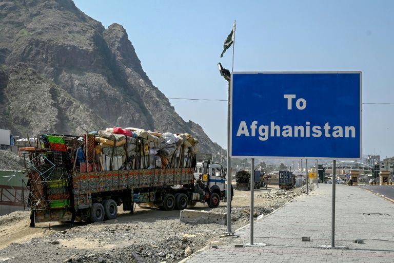 Pakistan-Afghan Border Crossings Closed After Heavy…