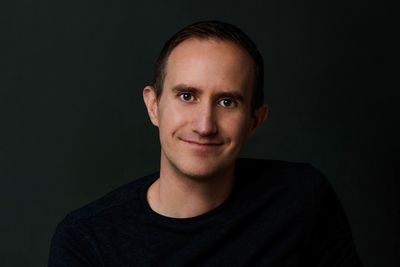 ‘Psychology of Money’ author Morgan Housel follows the same morbid success measure as Warren Buffett—a “reverse obituary”