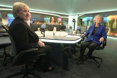 Connolly ahead of Humphreys in opinion polls as they gear up for on-air debate