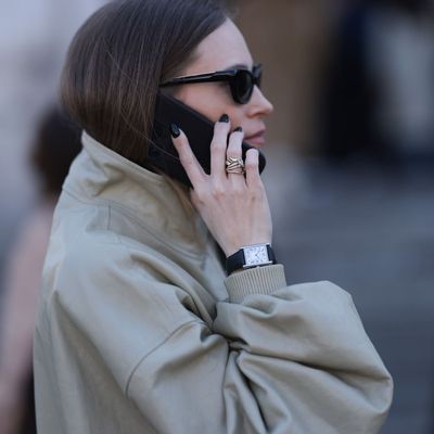 Black Is the New Nude: The Polished, Minimalist Nail Trend Taking Over 2025