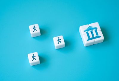 6 Effective Principles for Investing During Extreme Political Uncertainty