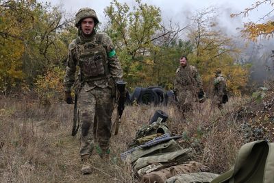 Russia attacks Ukraine's power grid as Moscow worries over US Tomahawk missiles