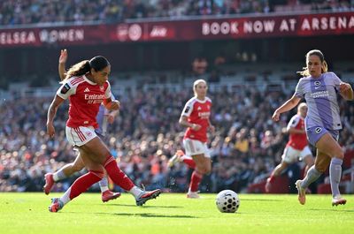Arsenal get back on track in WSL after Olislagers’ own goal scuppers Brighton