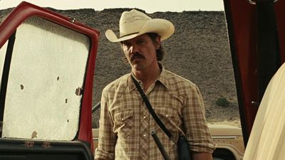 OK, Can We Talk About How Josh Brolin Became One Of The Biggest Hollywood Stars In 2007?