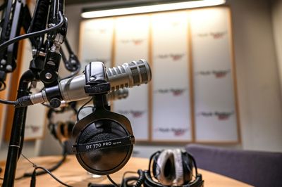 Mass-produced AI Podcasts Disrupt A Fragile Industry