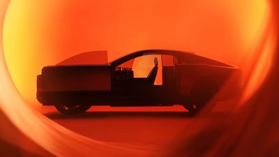 Toyota's Super-Luxury Century Brand Shows Stately Coupe