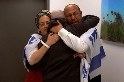 Watch emotional moment freed hostage Eitan Mor reunited with family in Israel