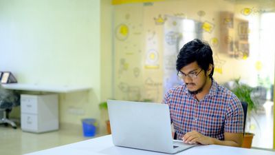 The Worst Financial Advice ChatGPT Gave Me — and What Experts Say To Do Instead