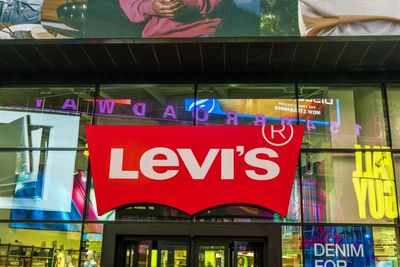 Levi Strauss Stock Set to Reach New Highs in 2026