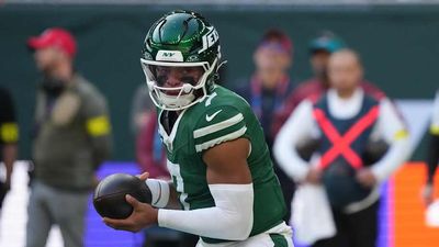 Aaron Glenn Explains Why Jets Are Sticking With Justin Fields After Terrible Game