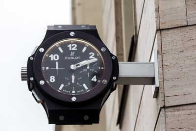 6 Luxury Watches That Lose Value Faster Than Cars