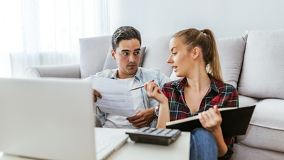 3 Rich Person Habits To Pick Up and 3 Poor Ones To Drop Now